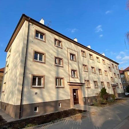 Apartmán Višňovka Pardubice Esterno foto